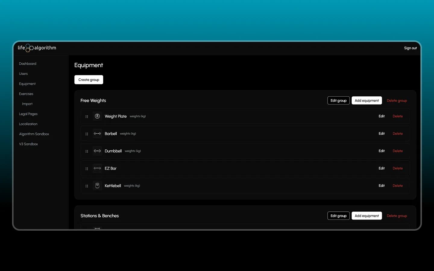 Equipment-Gruppen im Admin-Panel mit freien Gewichten und Stationen