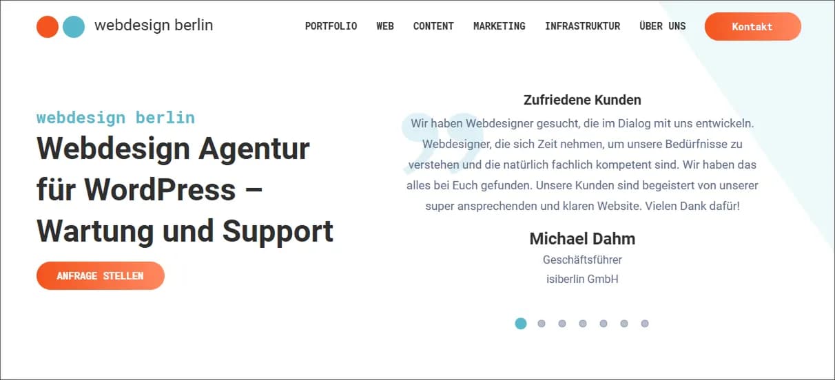 Homepage von Webdesign Berlin mit einem Kunden-Testimonial, das die klare und nutzerzentrierte Arbeitsweise sowie die WordPress-Expertise hervorhebt.
